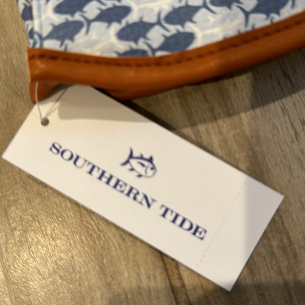 Southern Tide Skipper Jack golf ⛳️ Cover - Picture 4 of 7
